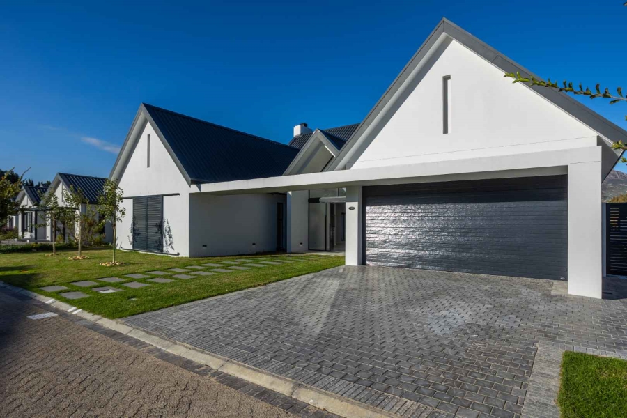 5 Bedroom Property for Sale in Val De Vie Estate Western Cape